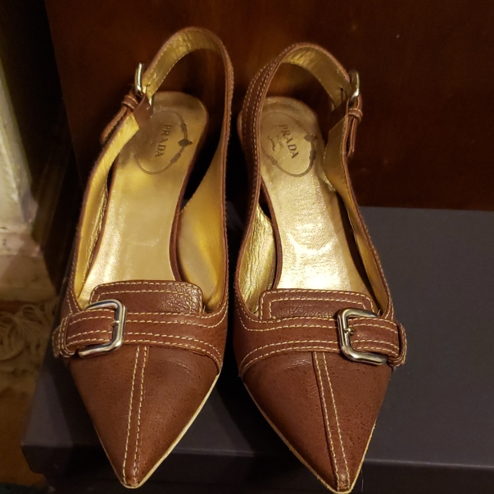 Shoes - Picture 2 of 4